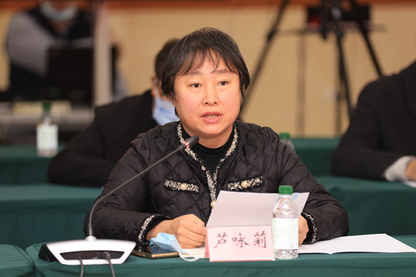 芦咏莉_600.jpg