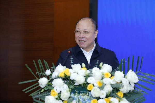 2 杨银付作讲话_600.jpg