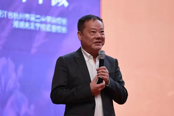 1761532724426023.jpg 07 叶翠微_600.jpg