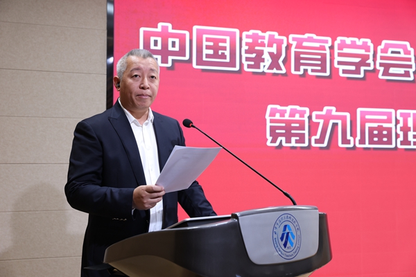 1762393993988908.jpg 7-许长明主任主持选举环节_600.jpg