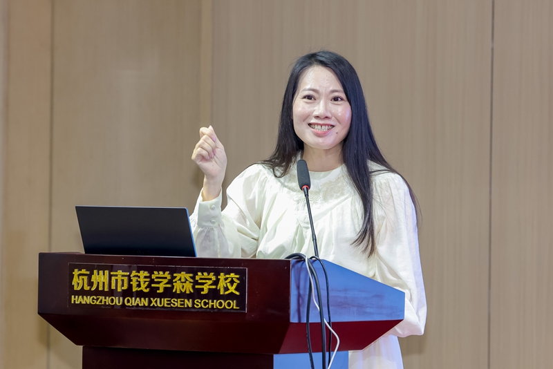东莞校长代表 李敏君.jpg