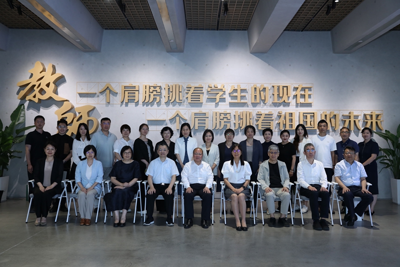 合影留念_800.jpg